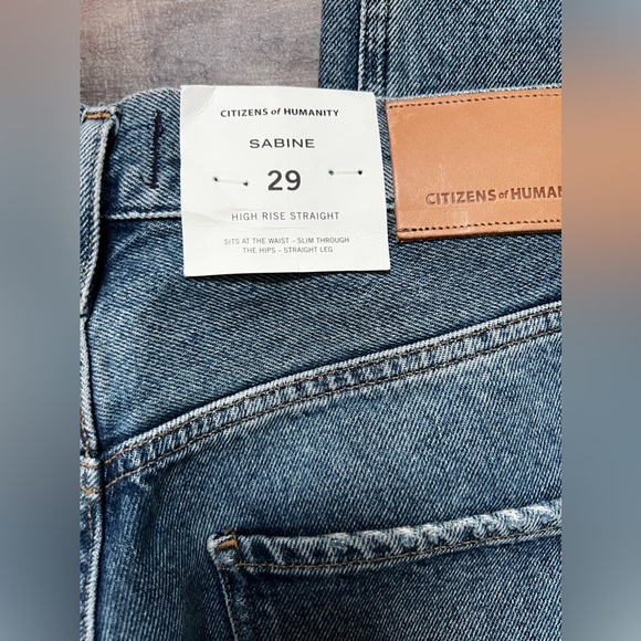 BNWT — Citizens of Humanity Sabine High Rise Straight — Size 29 - Picture 7 of 9